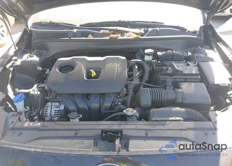 2021 Kia Forte Lxs z USA, uszkodzony, nr VIN 3KPF24AD1ME382744